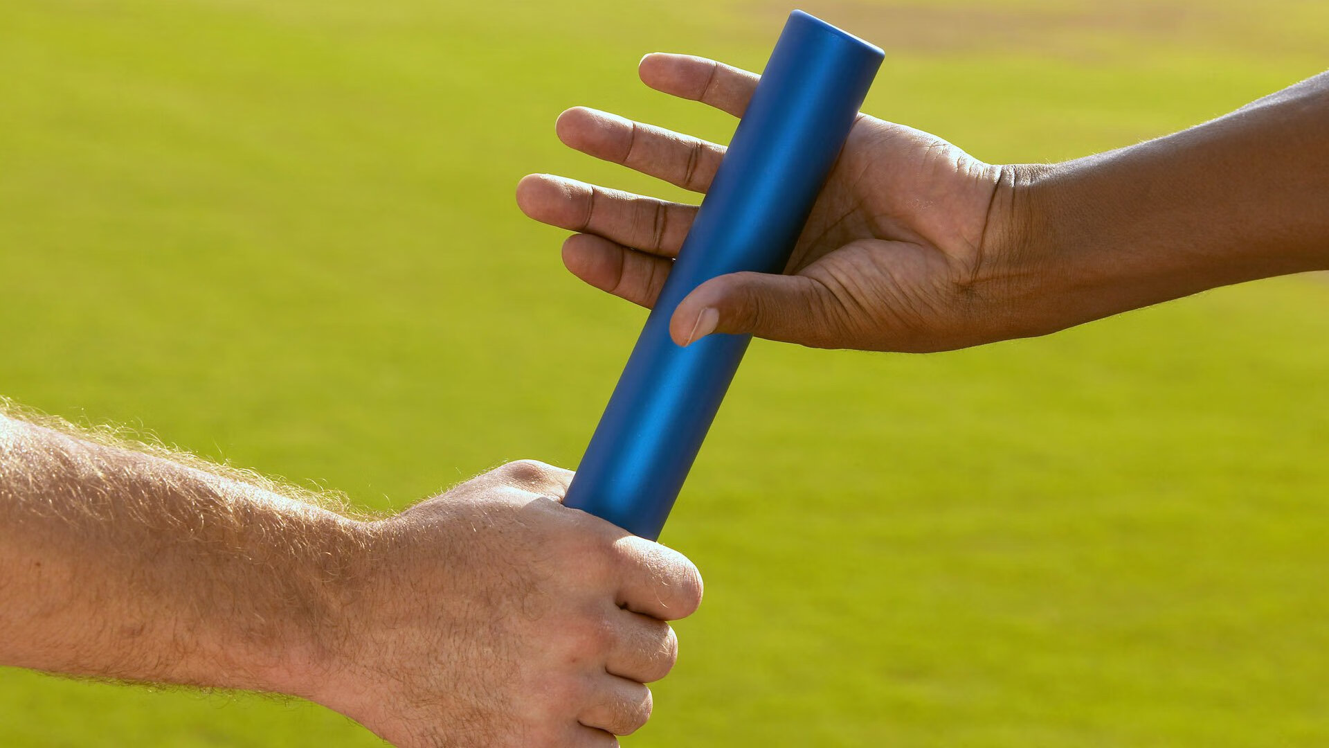 开云官网-维尼修斯，当沉默的利刃划破年度焦点之夜  第2张