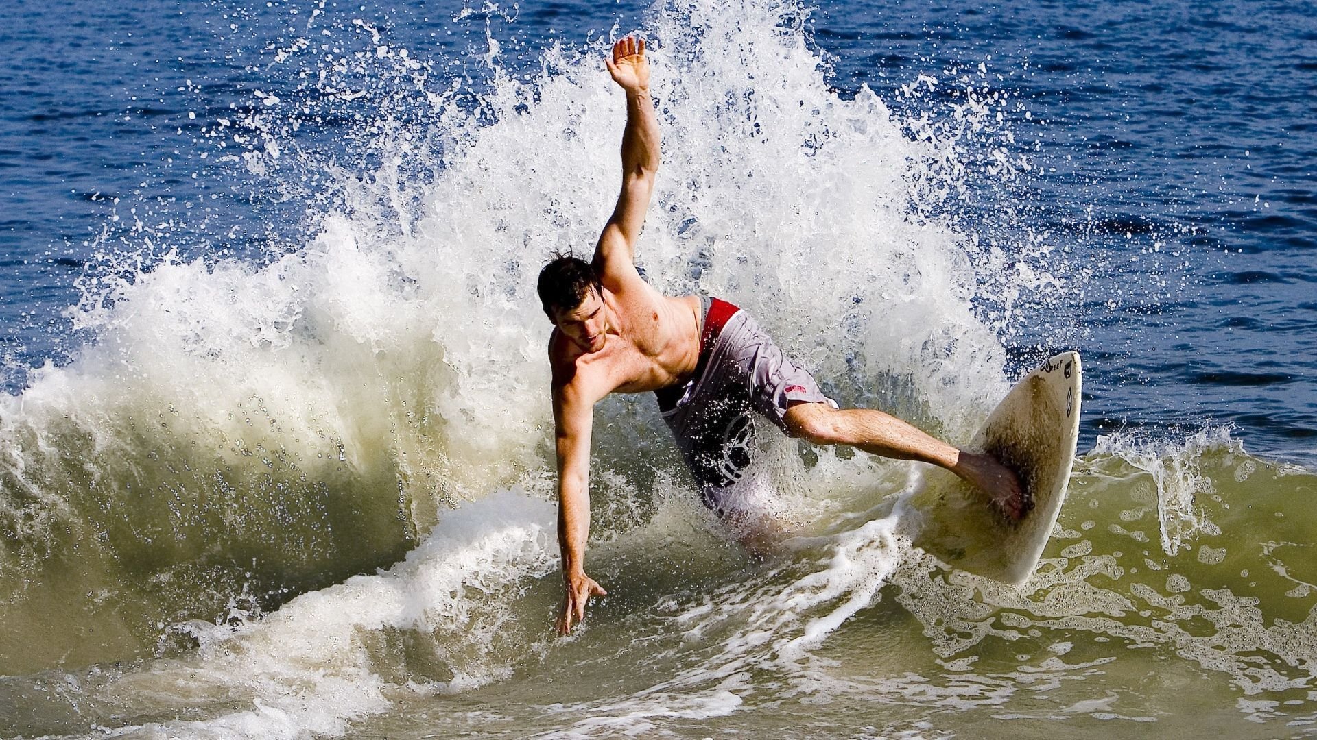 开云体育官网-浙江队斩落魔术,英格拉姆在F1新赛季揭幕战接管比赛 第2张 开云体育官网-浙江队斩落魔术,英格拉姆在F1新赛季揭幕战接管比赛 第2张