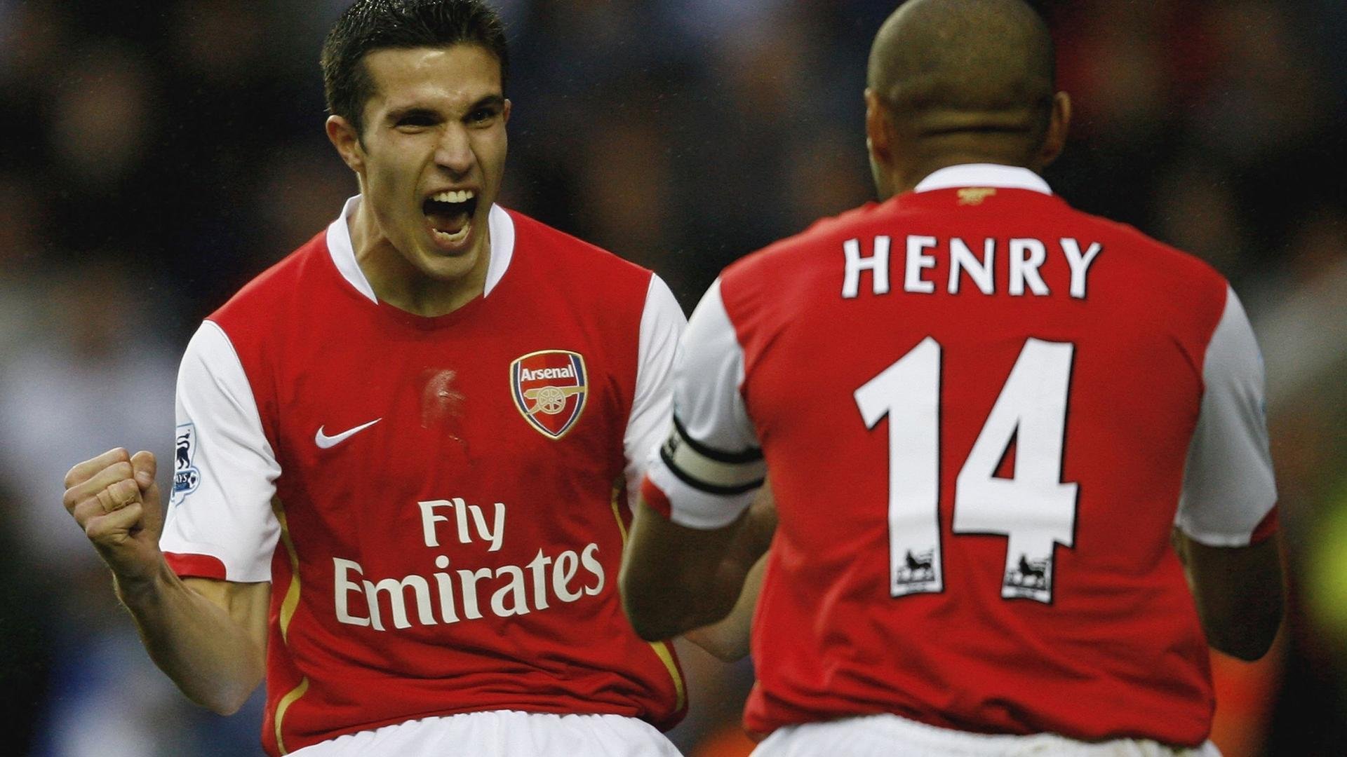 开云体育入口-2026世界杯之夜，保罗，那个被聚光灯选中的男人